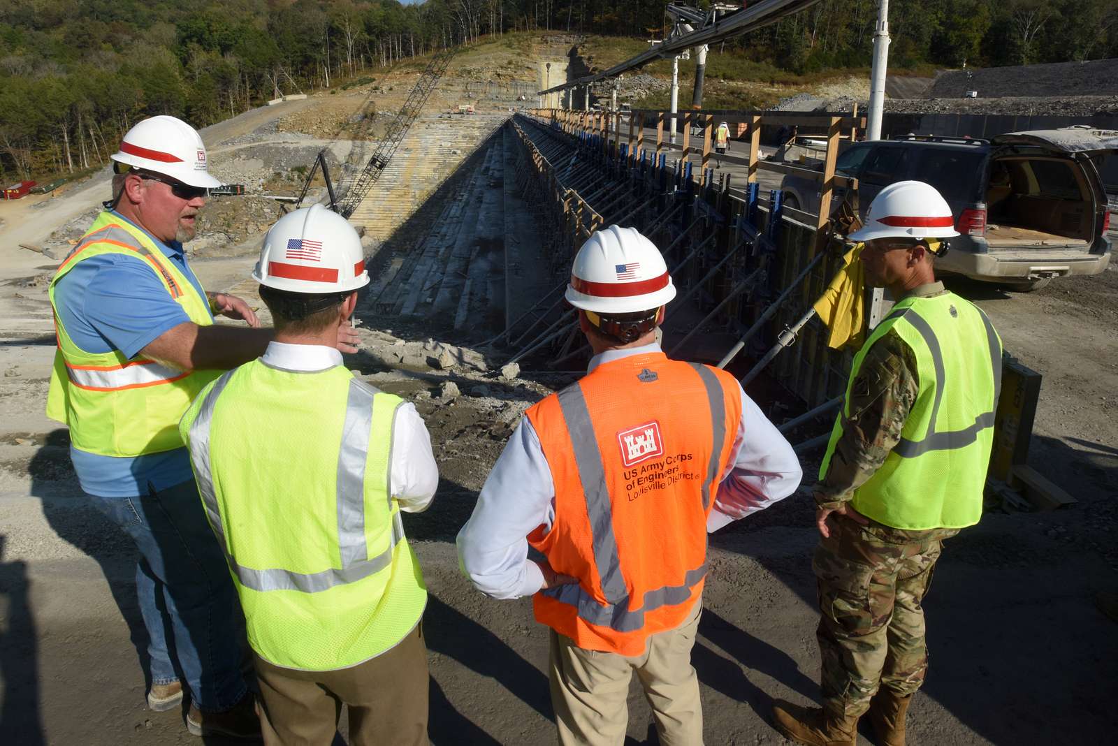 Bill DeBruyn (Left), U.S. Army Corps Of Engineers Nashville - NARA ...