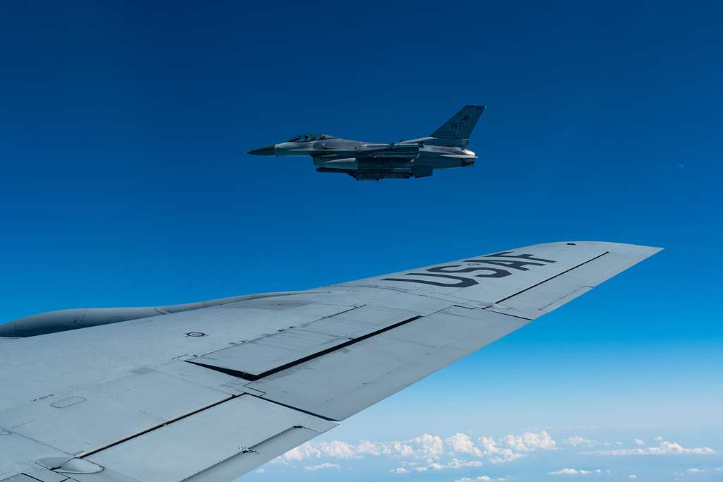 An F-16C Fighting Falcon from the 8th Fighter Wing, - NARA & DVIDS ...