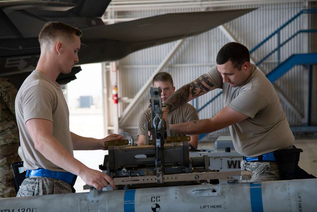 From left to right, U.S. Air Force Staff Sgt. Zackary - PICRYL Public ...