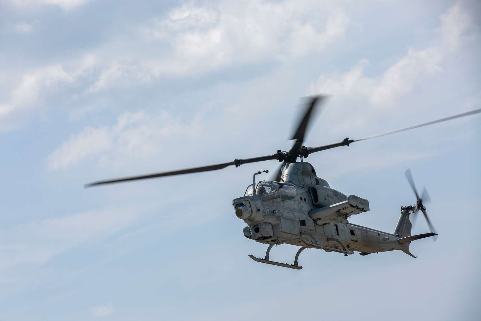 An AH-1W Super Cobra helicopter, with Marine Light - NARA & DVIDS ...