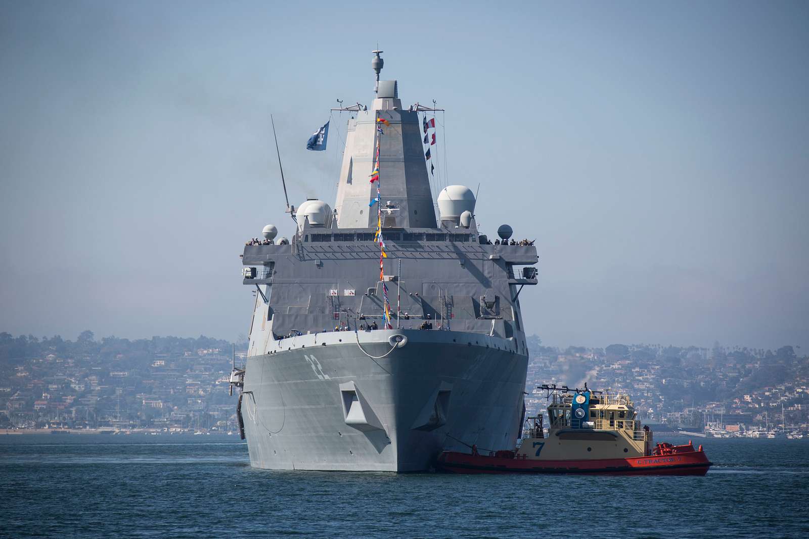 San Antonio-class Amphibious Transport Dock USS San - NARA & DVIDS ...