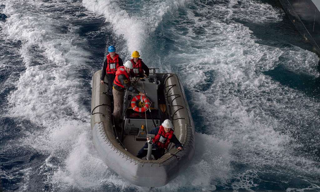 Capt. J.J. Cummings, USS Gerald R. Ford's (CVN 78) - NARA & DVIDS ...