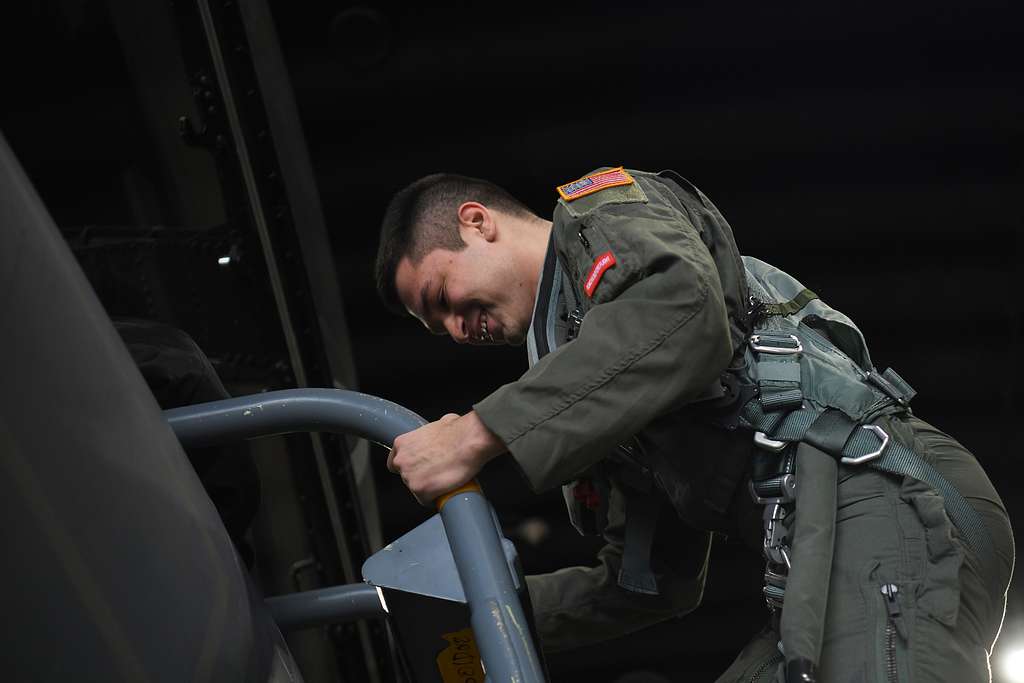 Civil Air Patrol Cadet Colonel Zane Fockler ascends - PICRYL - Public ...