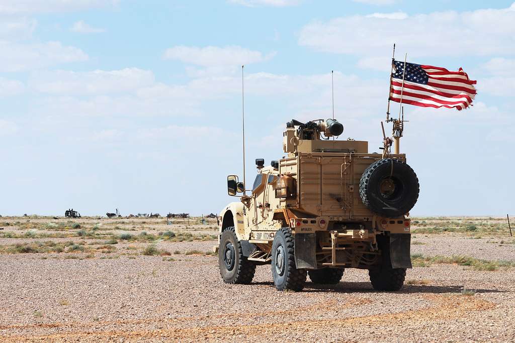 Green Berets fire a .50 caliber machine gun mounted - PICRYL Public ...