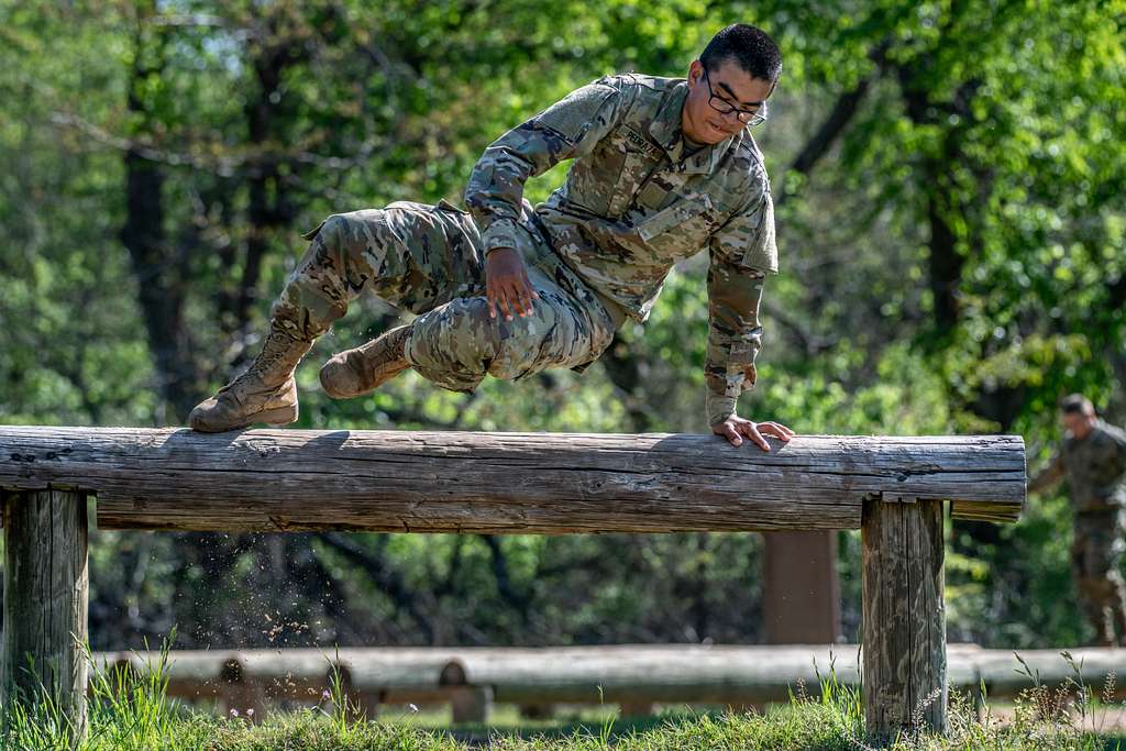 A trainee from Alpha Battery, 1st Battalion, 79th Field - NARA & DVIDS ...