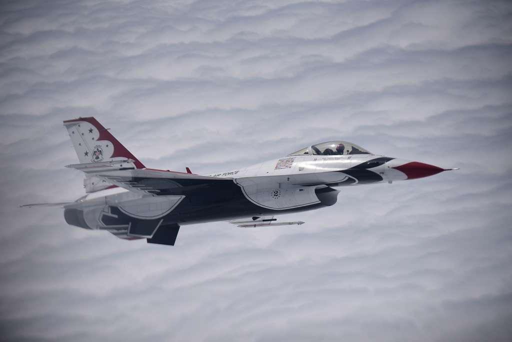 DVIDS - Images - U.S. Air Force Thunderbirds Conduct New York, New