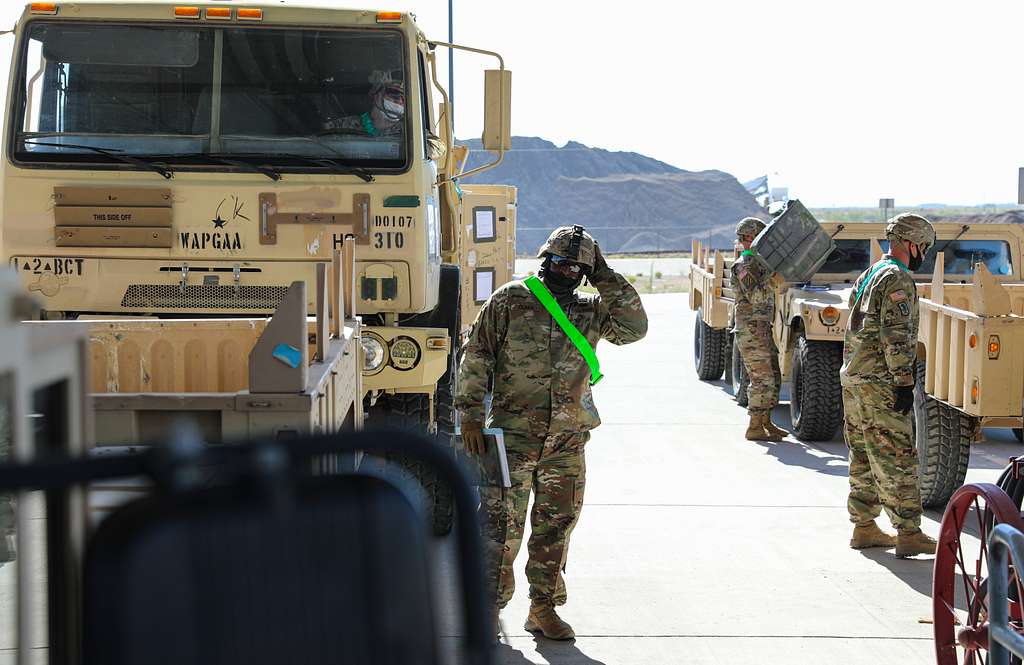 Soldiers With 2nd Armored Brigade Combat Team, 1st - PICRYL - Public ...