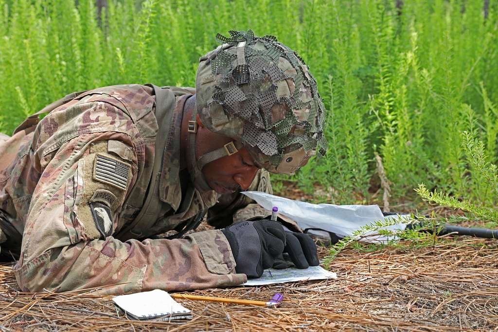 A Paratrooper Assigned To The 82nd Airborne Division - NARA & DVIDS ...