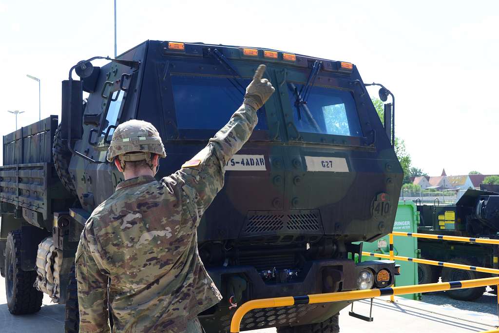 A U.S. Soldier With 5th Battalion, 4th Air Defense - NARA & DVIDS ...