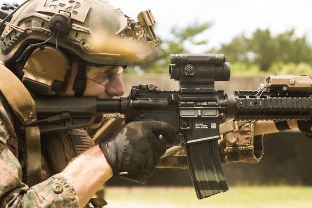 Sgt. John Marks, An Explosive Ordnance Disposal Marine - Picryl Public 