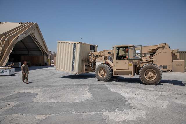 U.S. Army Spc. Tou Vang acts as a guide for U.S. Army - NARA & DVIDS ...