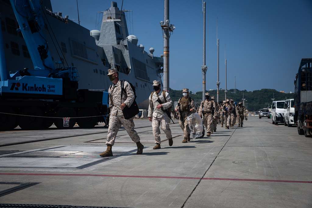 WHITE BEACH NAVAL BASE, Okinawa (Aug. 18, 2020) Marines - NARA & DVIDS ...