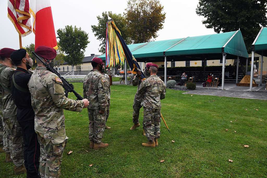 U.S. Army Command Sgt. Major Chad B. Harness, Incoming - PICRYL ...