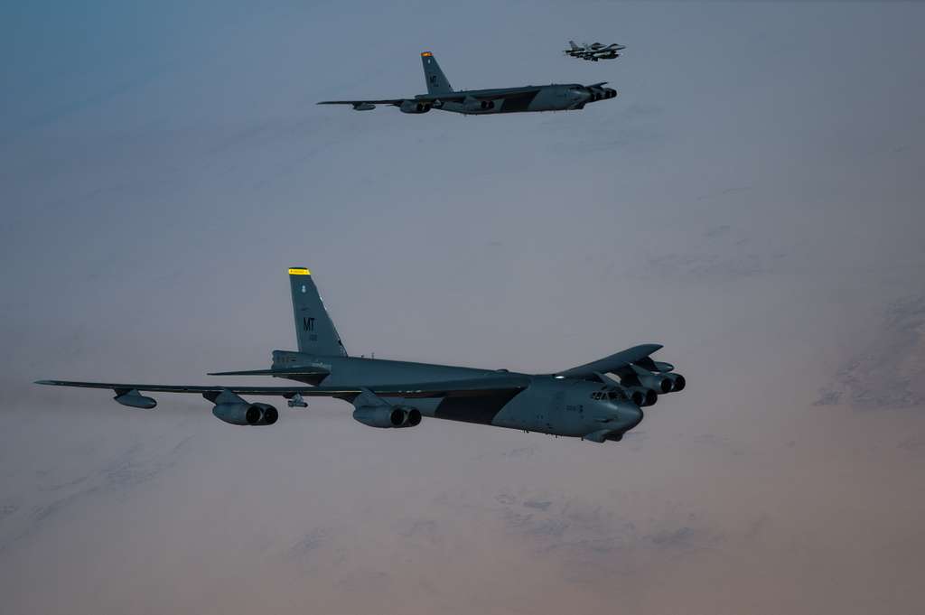 U.S. Air Force B-52 Stratofortresses Fly In Formation - PICRYL Public ...