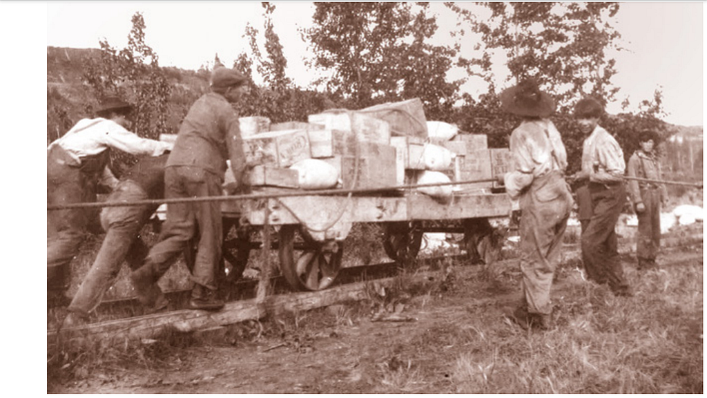 7 1949 in rail transport in argentina Images: PICRYL - Public Domain Media  Search Engine Public Domain Search