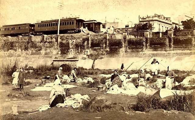 149 Archivo General de la Nación Argentina 1890 Buenos Aires, carro  irrigante Stock Photo - Alamy