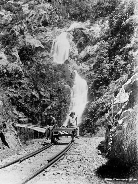 Stoney Creek Falls Cairns - The Kuranda Scenic Rail Waterfall