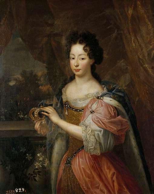 Marie Louise d'Orléans, Queen of Spain