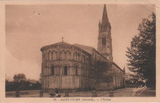 Saint-Vivien de Médoc - place Claude Bertin - PICRYL - Public