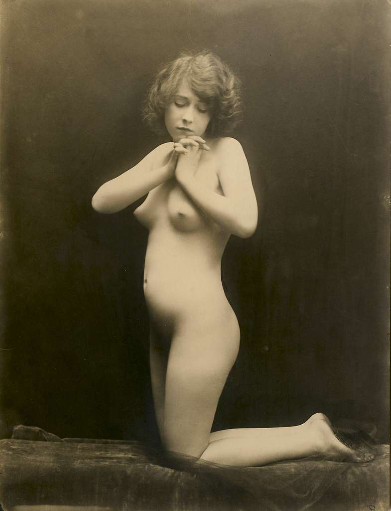 Gilhousen Nude Kneeling Woman Silber Gelatine Print Picryl Public