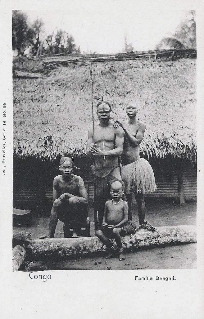 belgian congo, Group of Topless Native Mandibu Women (1920s) Postcard