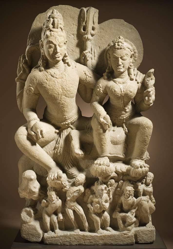 36 Shiva and parvati in sculpture Images: PICRYL - Public Domain