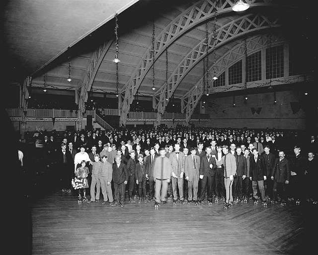 Dreamland roller skating rink ca 1909 SEATTLE 1348 PICRYL