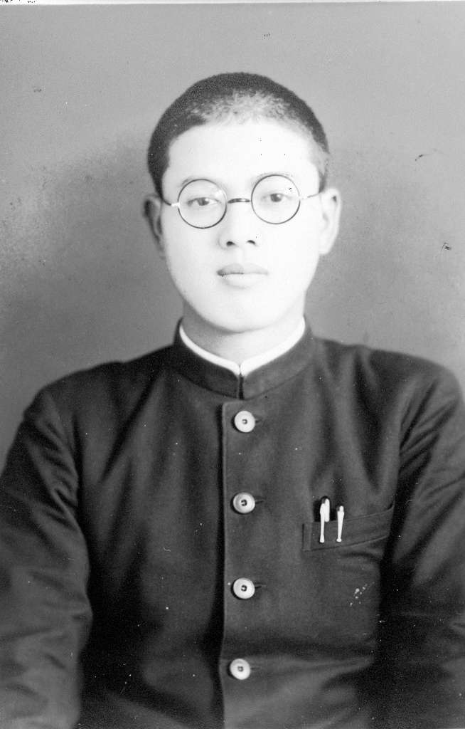 An adolescent school boy in uniform in Japan - PICRYL - Public Domain ...