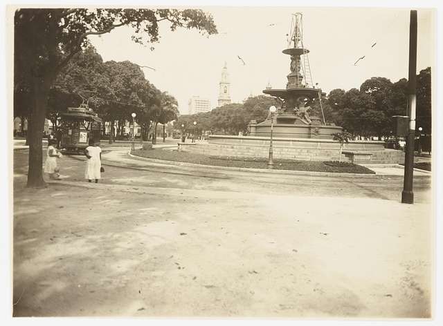 Vista Parcial Do Largo Do Paço Chafariz Monumental Atualmente Na Praça Mahatma Gandhi 