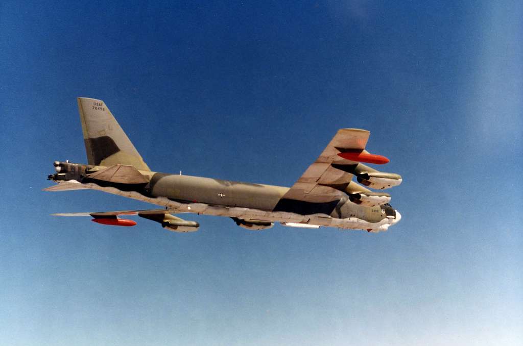 B-52C In FLight, US Air Force Photo - PICRYL - Public Domain Media Search  Engine Public Domain Search