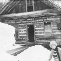 Blue Blaze mine. Consumers, mining town near Price, Utah. Miners coming  home - PICRYL - Public Domain Media Search Engine Public Domain Search