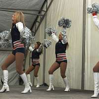 1984 - Los Angeles Rams Cheerleaders perform during the homecoming of the  battleship USS NEW JERSEY (BB-62). The ship is returning to home port after  11 months at sea Stock Photo - Alamy