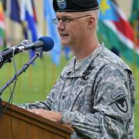 Minnesota National Guard - MG Richard Nash sounds the Gjallarhorn