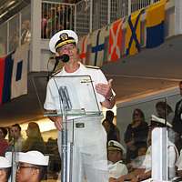 File:US Navy 050722-N-0295M-019 Retired Adm. Vern Clark and his