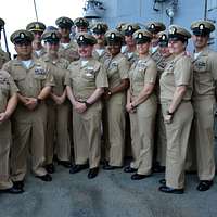 File:US Navy 090430-N-8848T-972 Female recruits wait to have their newly  issued navy working uniform examined by seamstresses at Recruit Training  Command.jpg - Wikimedia Commons