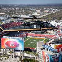 DVIDS - Images - Whiteman AFB ground crew prepares for B-2 Spirit flyover  at Arrowhead Stadium before AFC Championship Game