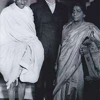 Mahatma Gandhi with Aga Khan - PICRYL - Public Domain Media Search ...